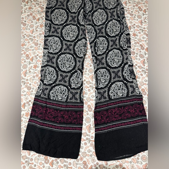 Love Couture Wide-Leg Printed Pants - Size Small - Boho Chic - Picture 2 of 3